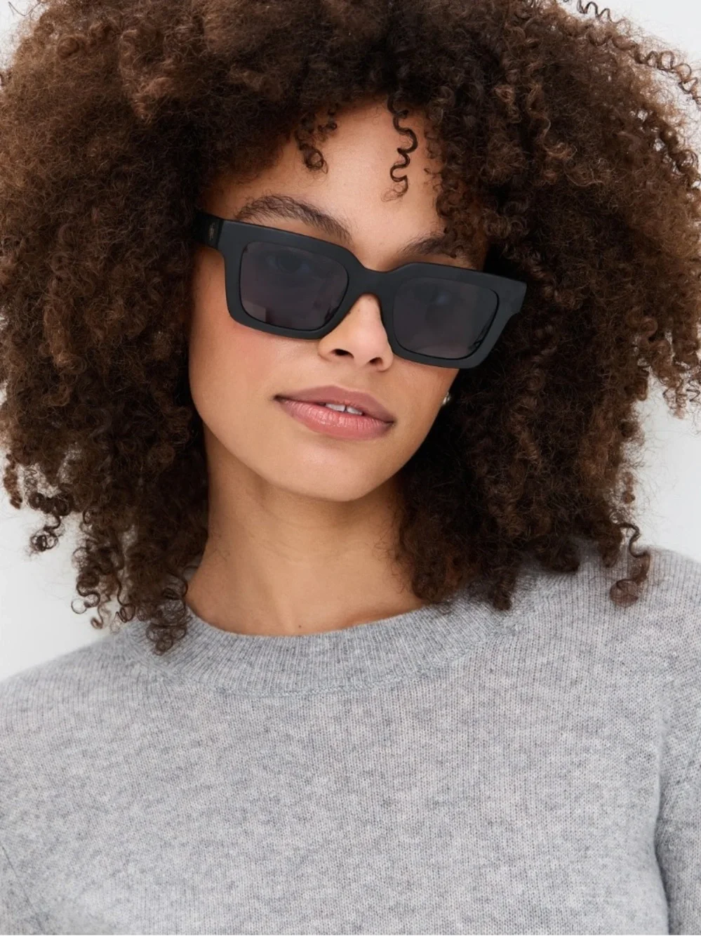 Vontélle Seventh Avenue Sunglasses, NEW